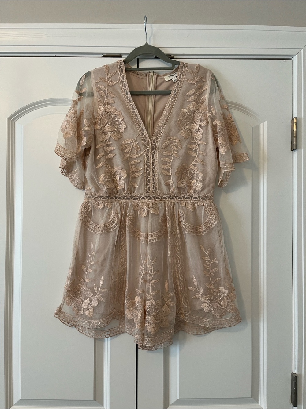 Umgee Blush Lace-Trim Romper Like New
